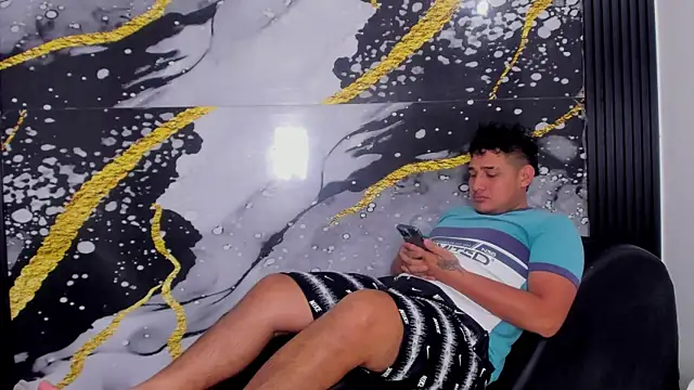 sweethot    online show from October 2025 01:52:01 PM