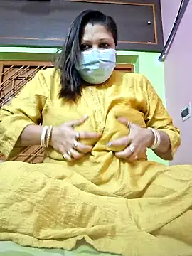 Snapshot of kunjan789 chatting on February 2025 01:42:01 AM kunjan789 online show from February 2025 01:42:01 AM