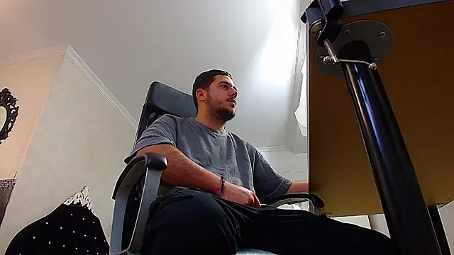 JoshKnights online show from October 2025 05:33:01 AM