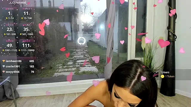 Selena Reeves online show from December 2024 01:49:01 PM