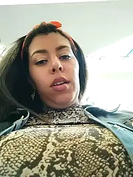 Emily Wane online show from December 2024 07:43:02 PM