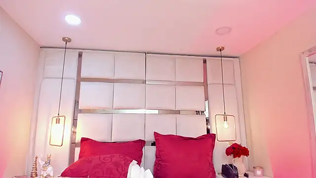 elizavenus online show from December 2025 02:27:01 AM