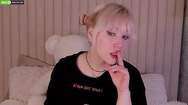 RachelCart online show from September 2025 03:06:02 AM