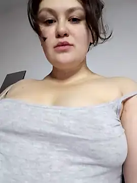 Snapshot of BlackCurly chatting on October 2025 03:11:01 PM BlackCurly online show from October 2025 03:11:01 PM