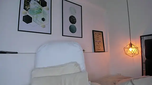 amysc online show from May 2026 12:11:02 PM