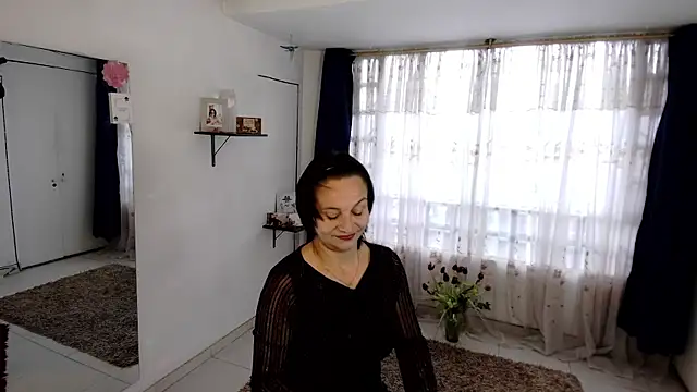 lollita 23  online show from May 2026 07:32:02 PM