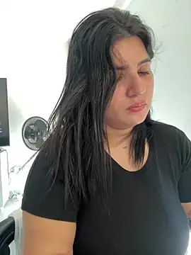 horny roomiess online show from January 2025 03:33:01 PM