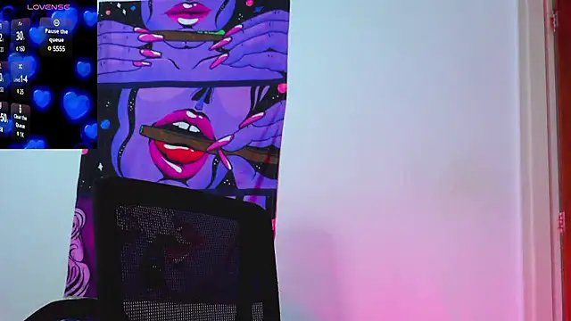 Snapshot of purple_em69 chatting on December 2024 07:38:01 AM purple em69 online show from December 2024 07:38:01 AM