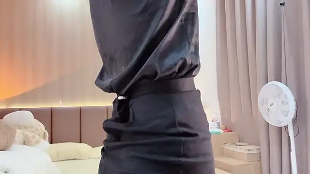 Snapshot of Jennie_Spa chatting on February 2026 03:15:02 PM Jennie Spa online show from February 2026 03:15:02 PM