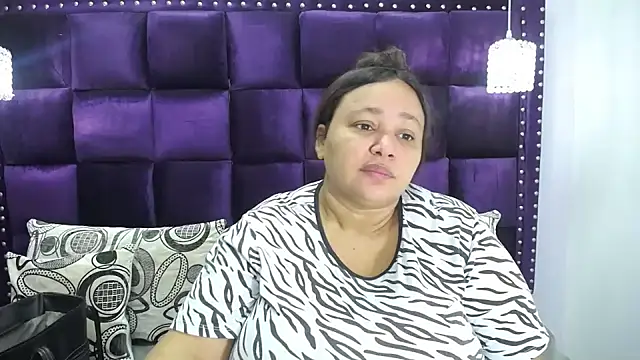 CrushOnMe  online show from January 2025 12:21:01 PM