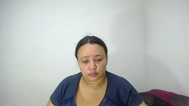 Snapshot of CrushOnMe_ chatting on July 2026 01:12:02 AM CrushOnMe online show from July 2026 01:12:02 AM