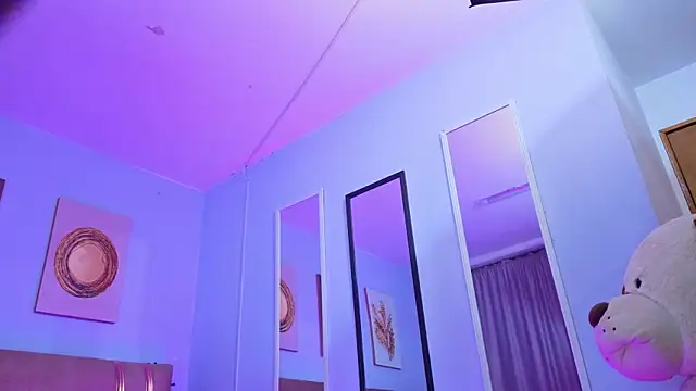 Snapshot of sarah_cruzz_ chatting on March 2026 12:39:01 AM sarah cruzz online show from March 2026 12:39:01 AM