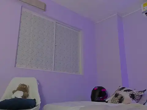 Snapshot of Mari_Mendoza chatting on October 2025 08:09:02 PM Mari Mendoza online show from October 2025 08:09:02 PM