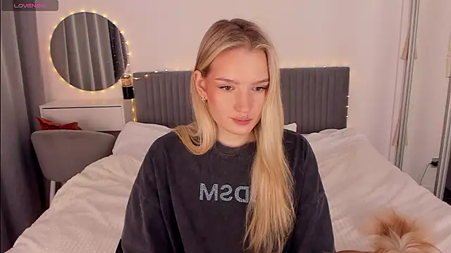 CassieRayss online show from March 2026 09:59:02 AM