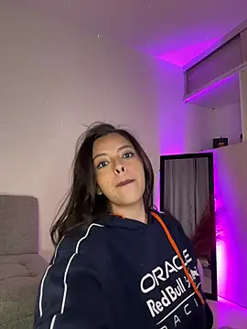 Snapshot of martina_duque_ chatting on February 2025 10:39:02 AM martina duque online show from February 2025 10:39:02 AM