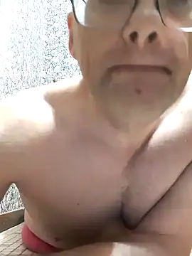 Snapshot of handsomeguy0729 chatting on December 2024 01:52:02 PM handsomeguy0729 online show from December 2024 01:52:02 PM