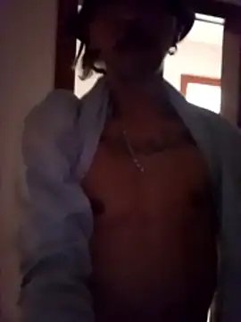 Snapshot of Themadhatter90 chatting on February 2026 04:05:02 AM Themadhatter90 online show from February 2026 04:05:02 AM