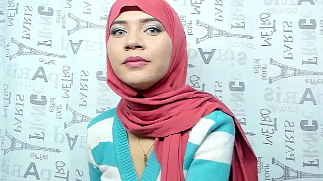 Snapshot of hanaa_18 chatting on December 2024 02:12:01 AM hanaa 18 online show from December 2024 02:12:01 AM