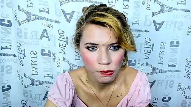 Snapshot of hanaa_18 chatting on January 2025 03:03:02 AM hanaa 18 online show from January 2025 03:03:02 AM