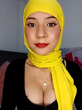 Snapshot of hanaa_18 chatting on March 2025 10:06:01 PM hanaa 18 online show from March 2025 10:06:01 PM