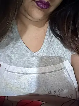 Snapshot of _Redwine_ chatting on February 2025 06:15:02 PM Redwine online show from February 2025 06:15:02 PM