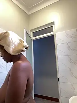 Snapshot of Dellah26 chatting on October 2025 07:07:02 AM Dellah26 online show from October 2025 07:07:02 AM