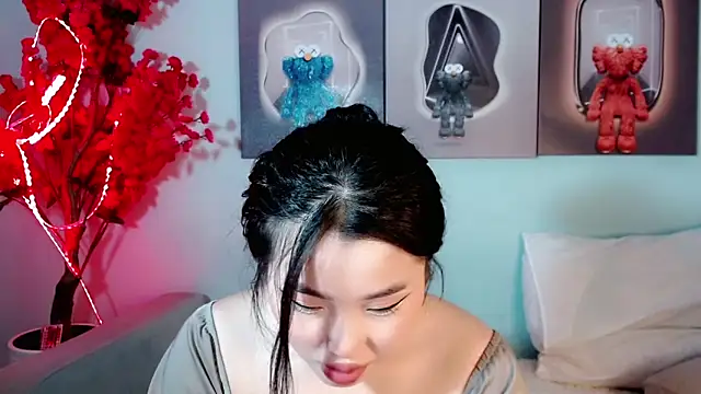 ichiben online show from December 2024 04:39:02 AM