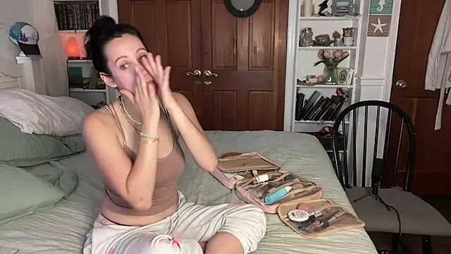 Snapshot of cutelittlemama0418 chatting on September 2025 12:20:01 PM cutelittlemama0418 online show from September 2025 12:20:01 PM