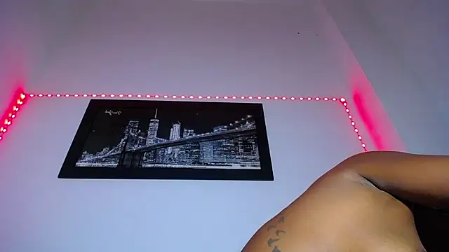 Snapshot of pleassing_ebonny chatting on December 2024 01:27:02 PM pleassing ebonny online show from December 2024 01:27:02 PM