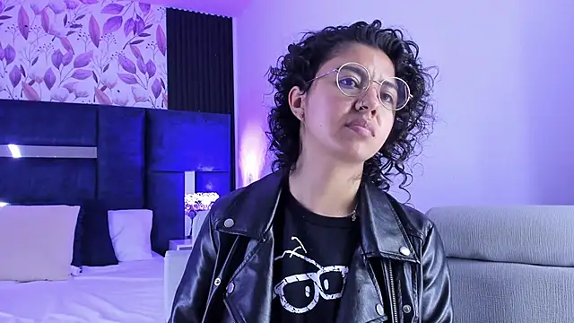 Amareto  online show from February 2025 01:48:02 PM