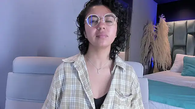 Amareto  online show from February 2025 02:15:01 PM