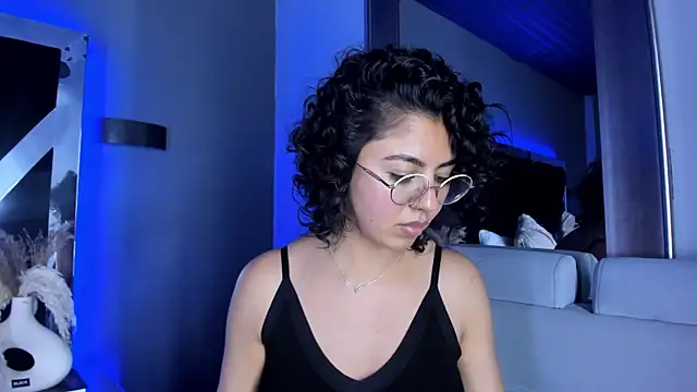 Amareto  online show from March 2025 05:18:01 PM