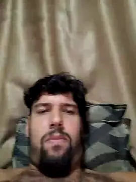 Snapshot of Luksmen chatting on December 2024 11:12:02 PM Luksmen online show from December 2024 11:12:02 PM