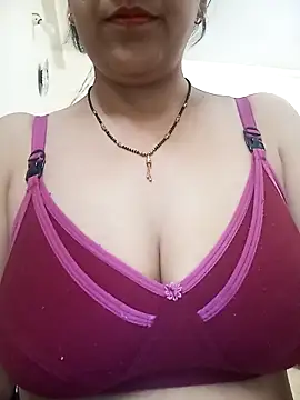 Hot-Shivani online show from February 2026 07:54:01 PM