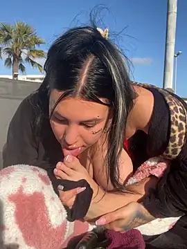 sexynalaa online show from December 2024 01:41:01 PM
