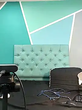 AlondraFerri1 online show from December 2024 07:18:02 PM