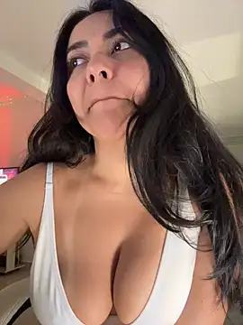 PetitLumiere online show from January 2026 05:12:01 AM