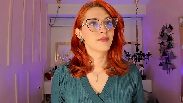 Juliana Saenzz online show from March 2025 12:12:01 PM