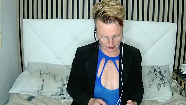 Snapshot of xxNoeliaxx chatting on December 2024 11:31:02 AM xxNoeliaxx online show from December 2024 11:31:02 AM