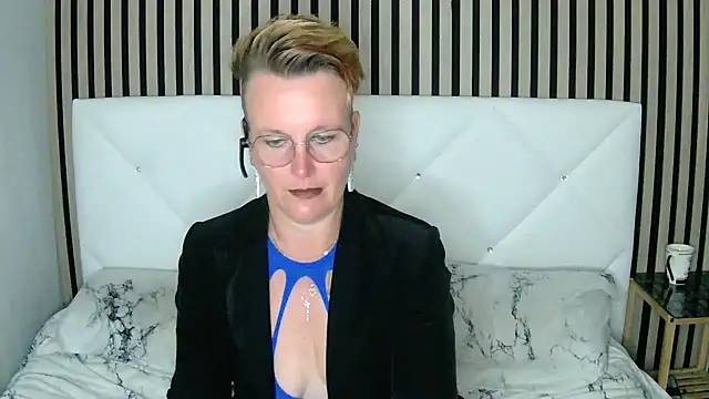 Snapshot of xxNoeliaxx chatting on January 2025 11:04:02 AM xxNoeliaxx online show from January 2025 11:04:02 AM