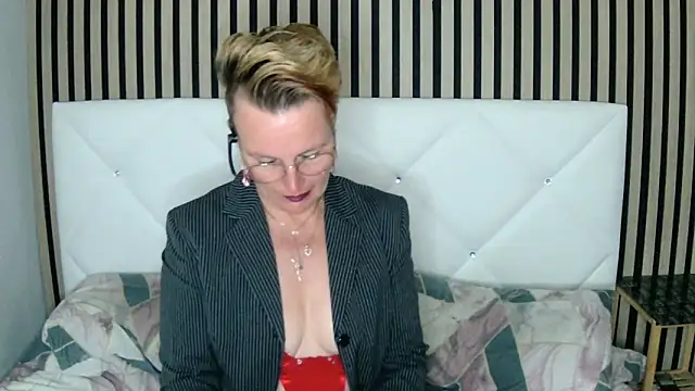 Snapshot of xxNoeliaxx chatting on February 2025 11:16:02 AM xxNoeliaxx online show from February 2025 11:16:02 AM