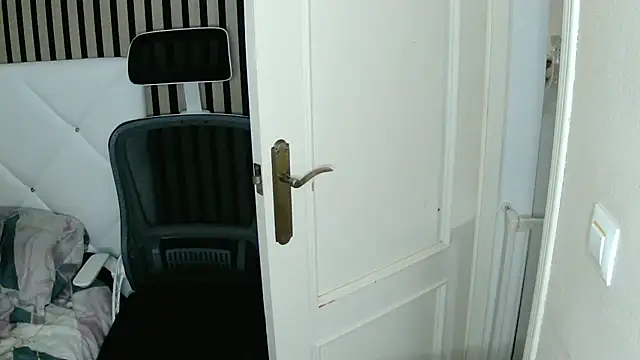 Snapshot of xxNoeliaxx chatting on March 2025 07:58:02 AM xxNoeliaxx online show from March 2025 07:58:02 AM