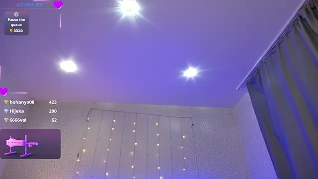 Snapshot of oliviiaa chatting on December 2024 09:23:01 AM oliviiaa online show from December 2024 09:23:01 AM