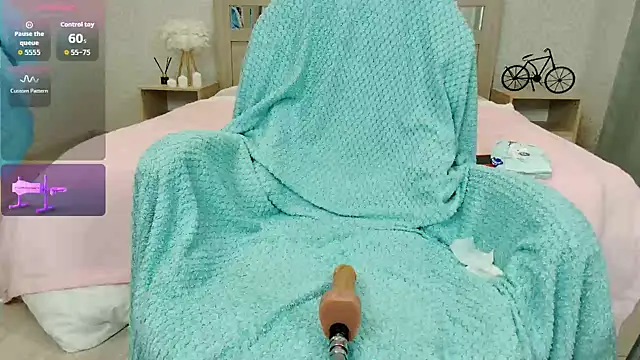 Snapshot of oliviiaa chatting on September 2025 12:12:02 AM oliviiaa online show from September 2025 12:12:02 AM