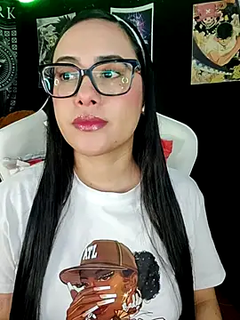 Snapshot of Janna_mnt chatting on November 2025 04:56:01 AM Janna mnt online show from November 2025 04:56:01 AM