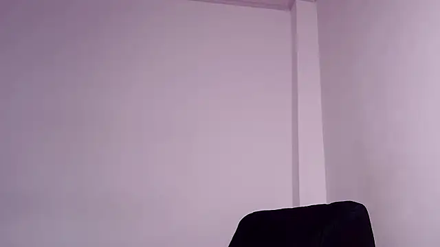 caarlywhitee online show from April 2026 02:14:02 AM