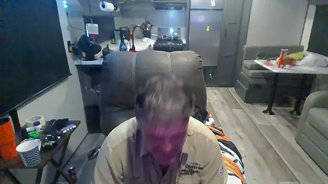 Snapshot of lateniter chatting on September 2025 11:54:02 AM lateniter online show from September 2025 11:54:02 AM