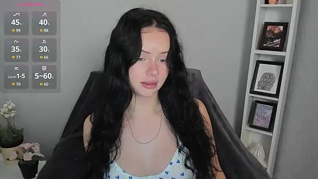 Snapshot of Lori__Hell chatting on June 2026 03:09:02 AM Lori Hell online show from June 2026 03:09:02 AM