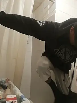 Snapshot of jordirey chatting on December 2024 02:13:02 AM jordirey online show from December 2024 02:13:02 AM