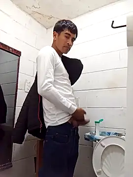 Snapshot of jordirey chatting on January 2025 12:22:02 AM jordirey online show from January 2025 12:22:02 AM